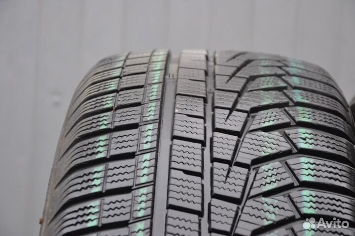 Hankook Winter I'Cept Evo2 W320A SUV 225/55 R19 99H