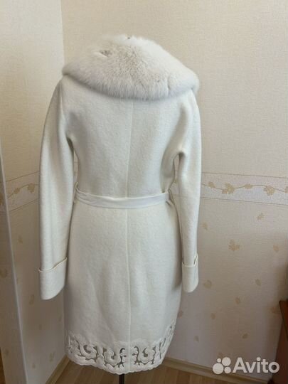 Пальто Valentino