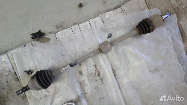 Привод передний правый Опель Астра Н АКПП 1.8