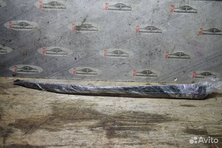 Поводок дворника c Toyota Platz NCP12 1NZ-FE