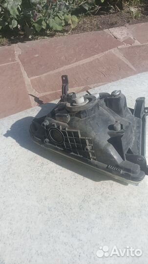 Фара toyota land cruiser 100