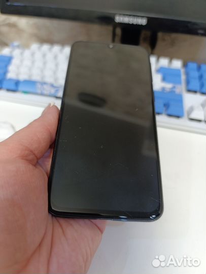 Samsung Galaxy A40, 4/64 ГБ