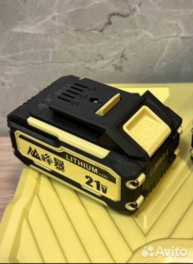 Шуруповерт бесщеточный оригинал