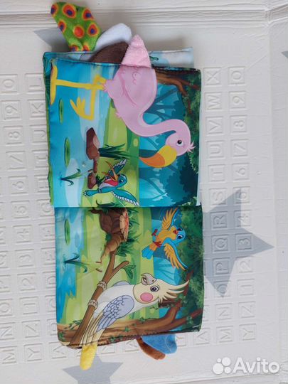 Разные музыкальные игрушки