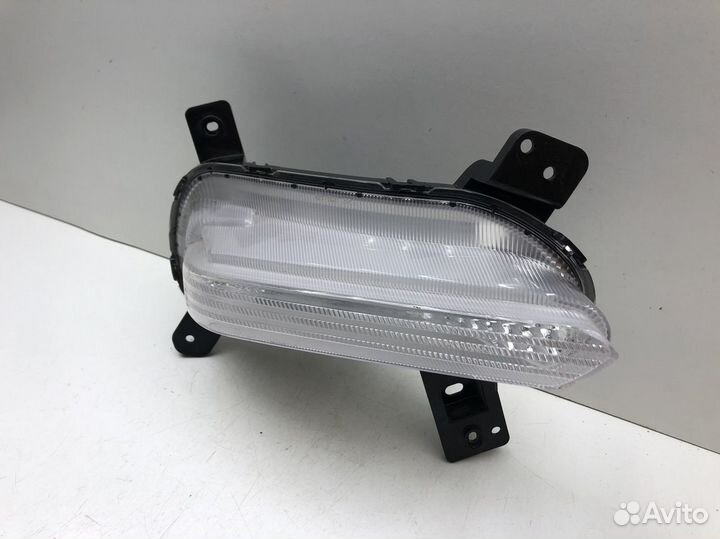 Указатель поворота в бампер правый Kia Cerato 2018