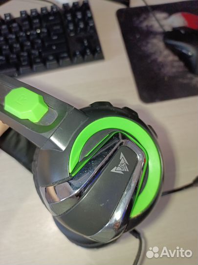 Игровые наушники с микрофоном