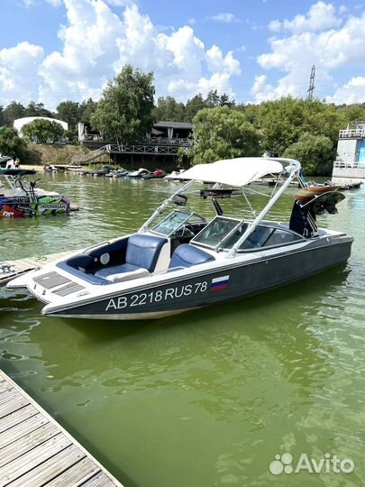 Катер Буксировщик Mastercraft X-Star