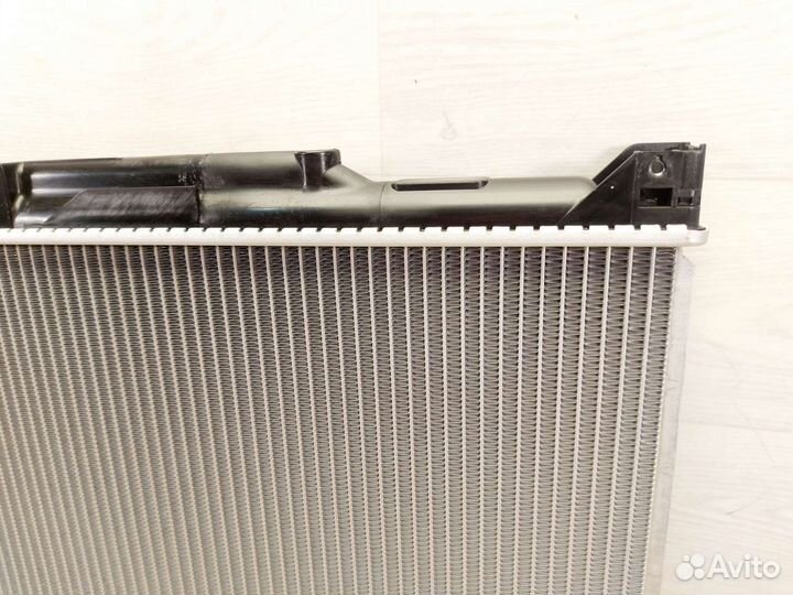 Радиатор охлаждения Suzuki Grand Vitara XL-7