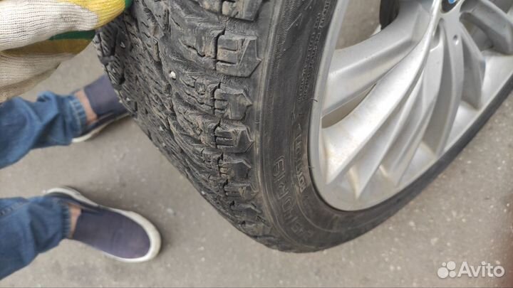 Nokian Tyres Hakkapeliitta 9 245/40 R19 98T