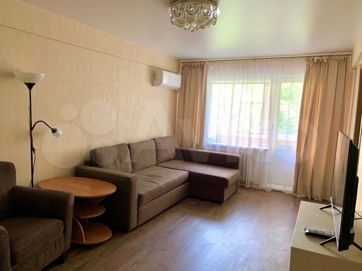 2-к. квартира, 43 м², 3/5 эт.