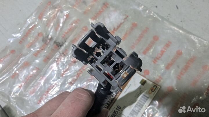 Жгут проводов Hitachi 4680516