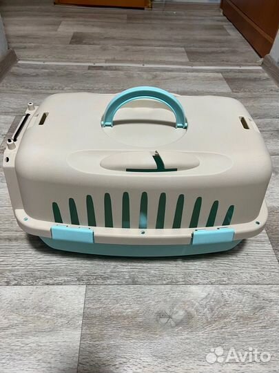 Переноска для животных пластиковая