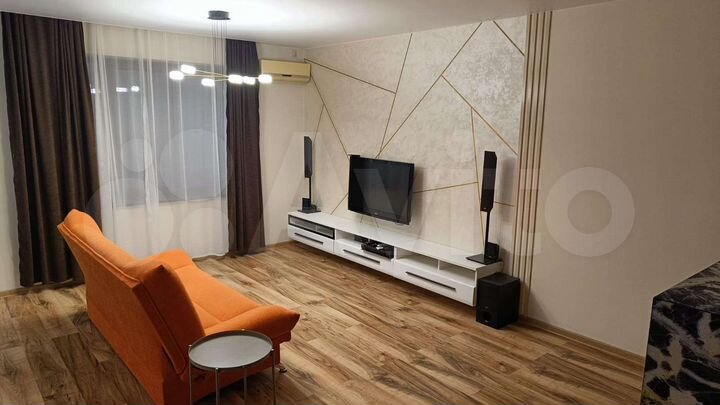 Дом 209 м² на участке 2 сот.