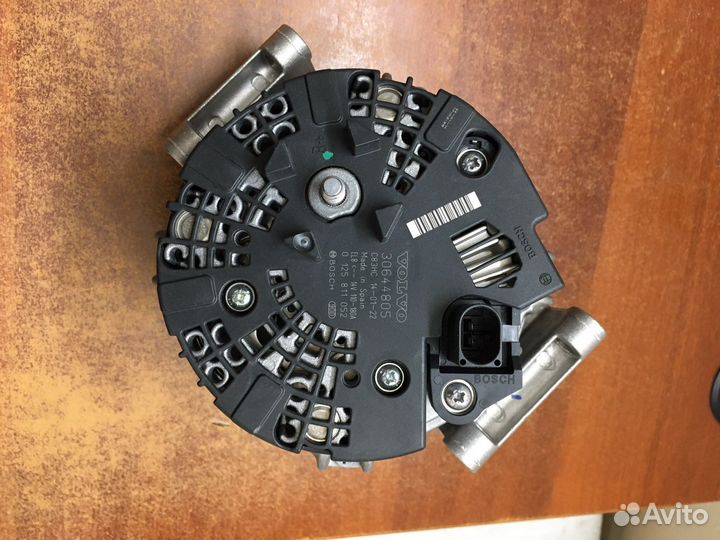 Генератор Land Rover LR 007089 Новый