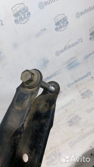 Рычаг подвески нижний задний левый Lexus Gs300