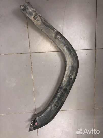 Расширитель крыла передний правый Isuzu Bighorn