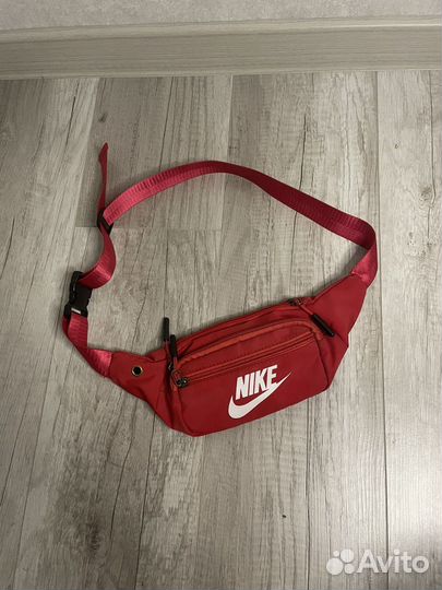 Сумка через плечо nike красная