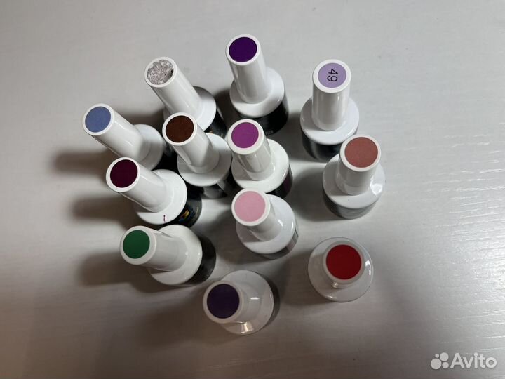 Для маникюра базы, топы, цветники