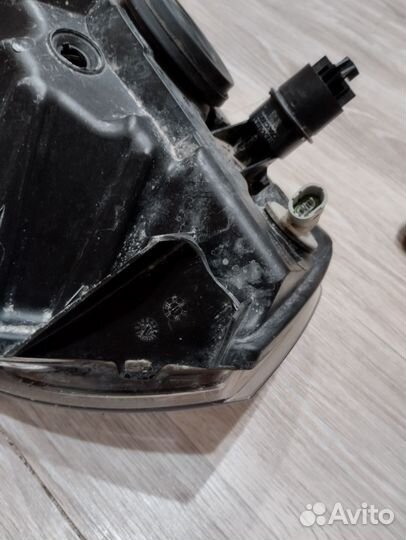 Фара на ларгус