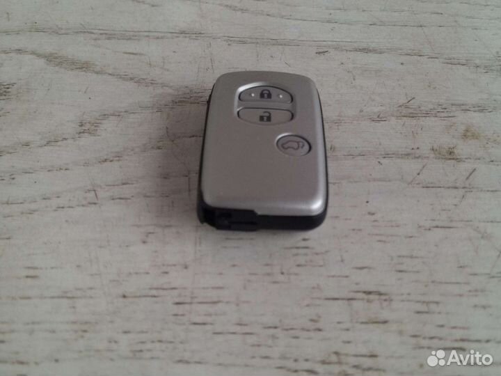 Toyota Highlander смарт ключ (2010 2014г)