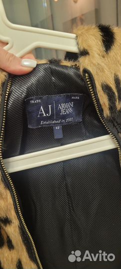 Жилетка Armani Jeans