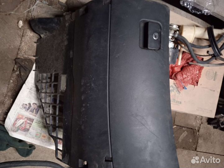 Бардачок Audi A6C5