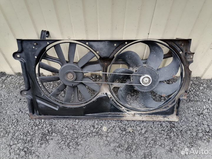 Блок вентиляторов VW Passat B4 1.6/1.8