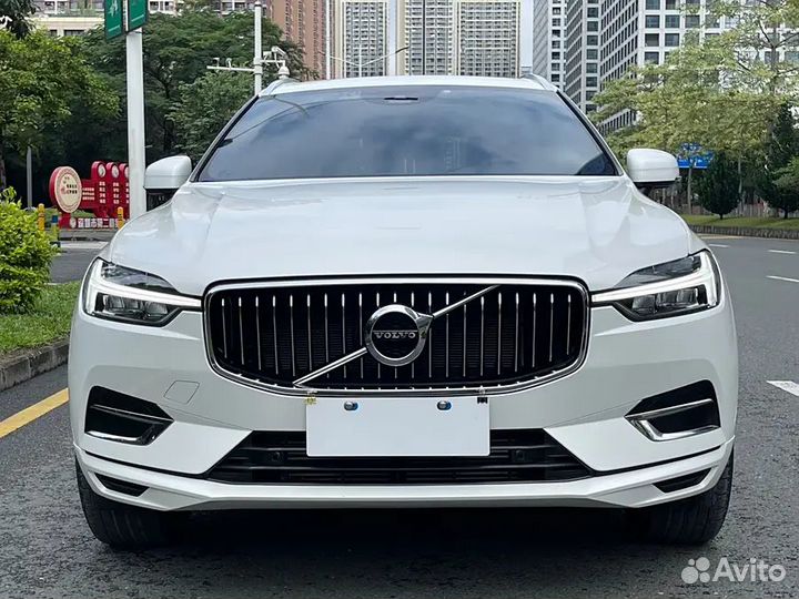 Volvo XC60 2.0 AT, 2021, 35 000 км