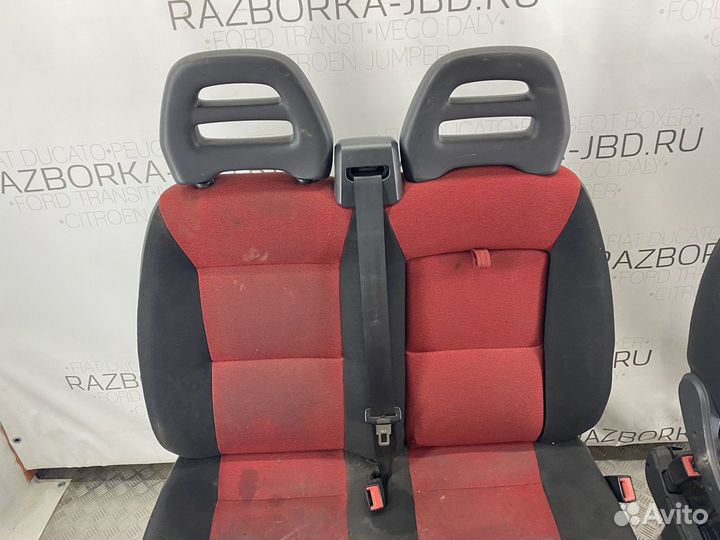 Красный салон Fiat Ducato 250 / 290