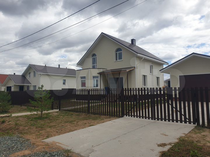 Дом 134 м² на участке 10 сот.