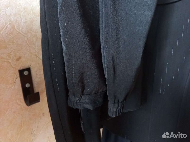 Брючный костюм на девочку 122