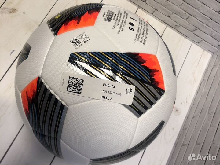 Мяч Adidas про FS0373 tiro PRO Размер пять
