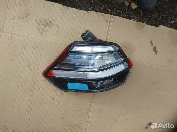 Фонарь левый Nissan X-Trail T32