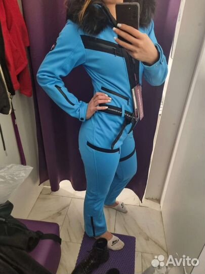 Костюм спортивный