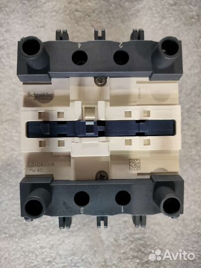 Контактор LC1D80008M7