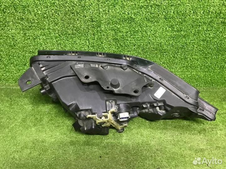 Фара правая Genesis G90