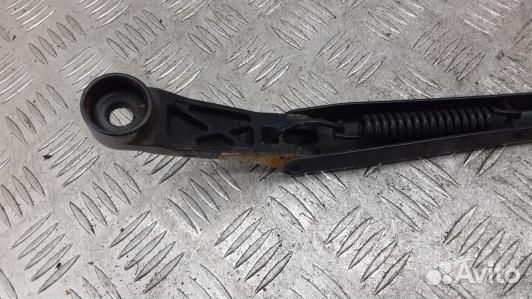 Щеткодержатель лобового стекла toyota corolla vers