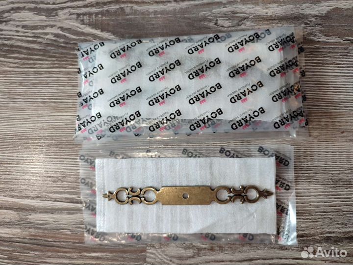 Украшение под дверные ручки для мебели