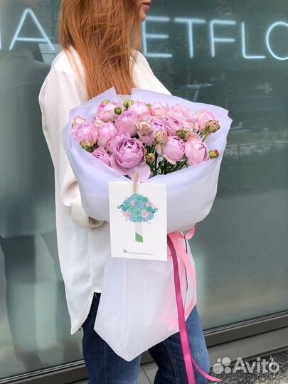 Букет из пионовидных роз