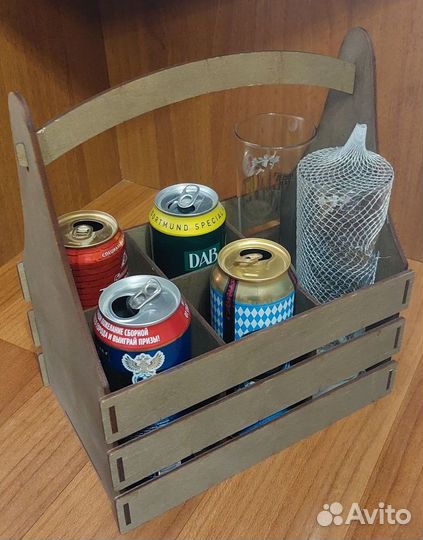 Ящик дерево для пикника +2 бокала. новые