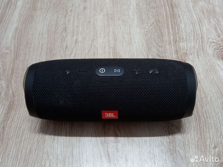 Колонка jbl change 3