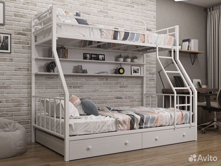 Кровать двухъярусная