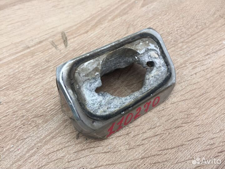 Корпус заднего габарита крыши Hummer H2 06г