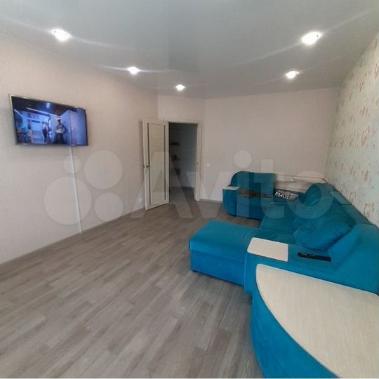 2-к. квартира, 67 м², 2/9 эт.