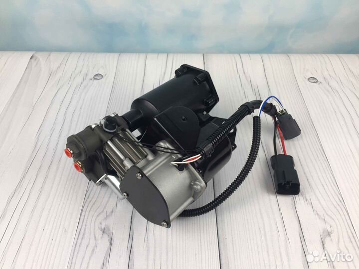 Компрессор пневмоподвески Land Rover Discovery 3 6