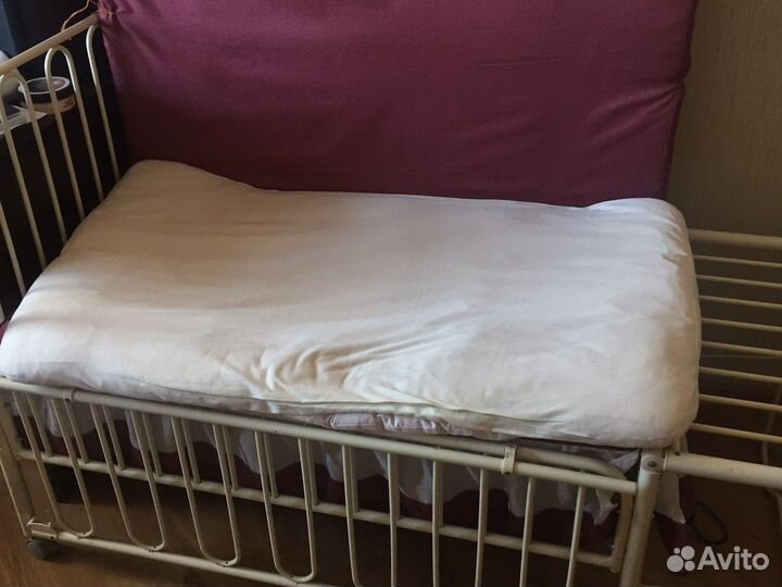 Кроватка с колыбелькой для принцессы или принца