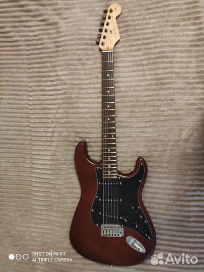 Электрогитара Fender Squier Standart Stratocaster