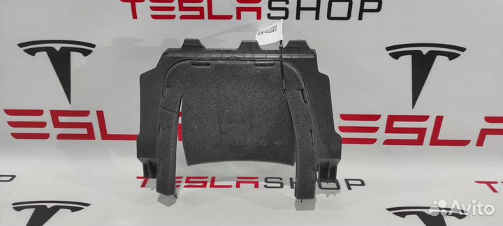 Кожух рулевой колонки Tesla Model 3 (2017 - н.в.)