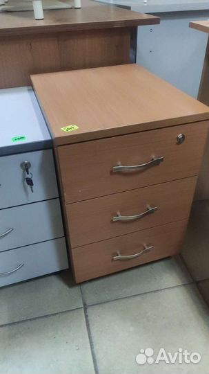 Тумба выкатная