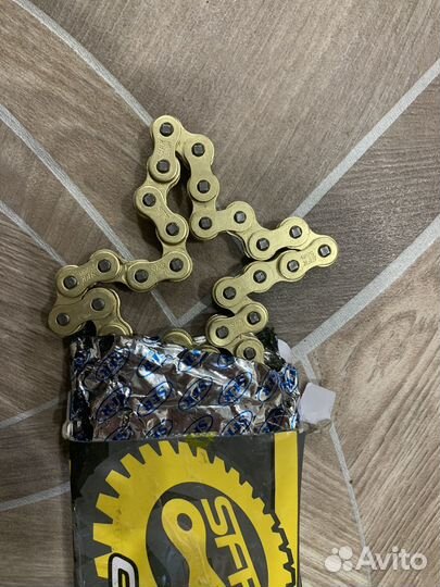 Цепь для мотоцикла 520